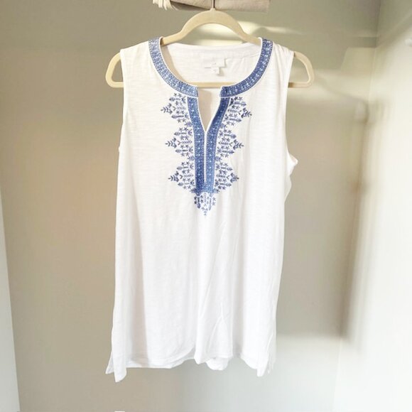 J. Jill Embroidered V-Neck Tunic Length Tank, White with Blue Trim, Size Medium - Picture 1 of 5